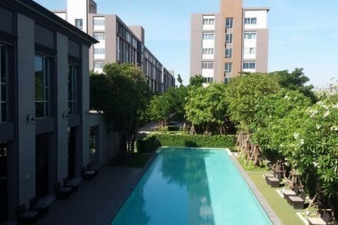 Sobre plano DCondo Campus Resort Bangna en Samut Prakan, Tailandia № 43816 - foto 2
