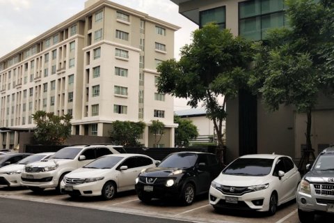 Sobre plano D Condo Sathu Pradit 49 en Bangkok, Tailandia № 44646 - foto 3