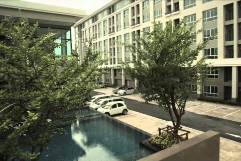 Sobre plano D Condo Sathu Pradit 49 en Bangkok, Tailandia № 44646 - foto 2
