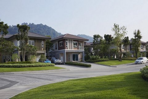 Sobre plano Saransiri Kohkaew en Bangkok, Tailandia № 43768
