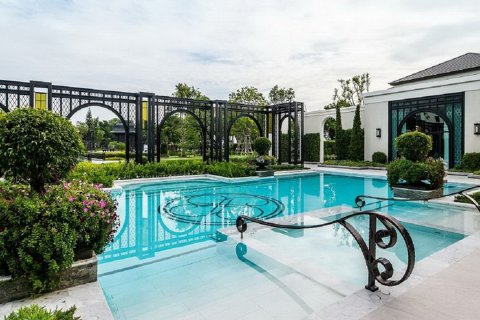Sobre plano Baan Sansiri Pattanakarn en Bangkok, Tailandia № 43812 - foto 3