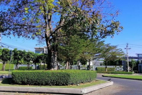 Sobre plano Setthasiri Srinakarin - Rama 9 en Bangkok, Tailandia № 44644 - foto 6