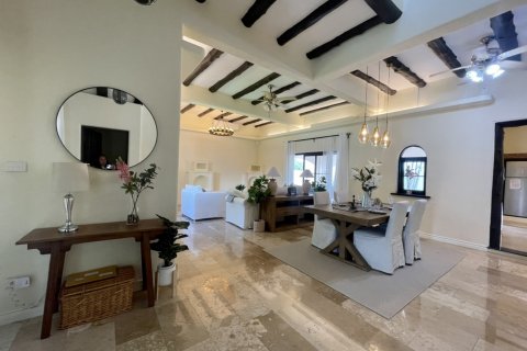 Casa de 5 dormitorios en Pattaya, Tailandia № 45546 - foto 11