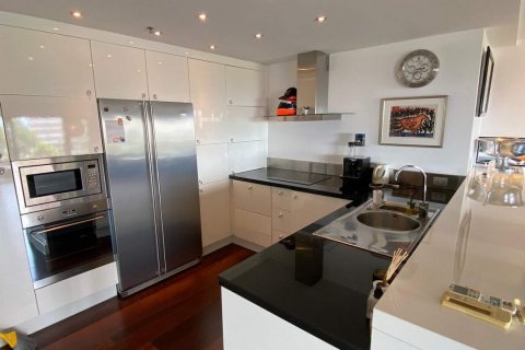 Condominio de 3 dormitorios en Pattaya, Tailandia № 45397 - foto 8