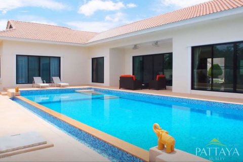 Casa de 4 dormitorios en Pattaya, Tailandia № 45437 - foto 12