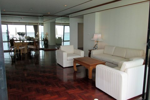 Condominio de 3 dormitorios en Pattaya, Tailandia № 45417 - foto 13