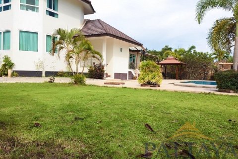 Casa de 3 dormitorios en Pattaya, Tailandia № 45499 - foto 5