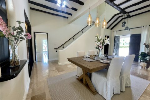 Casa de 5 dormitorios en Pattaya, Tailandia № 45546 - foto 19