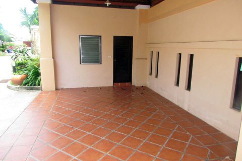 Casa de 3 dormitorios en Jomtien Beach, Pattaya, Tailandia № 45440 - foto 2