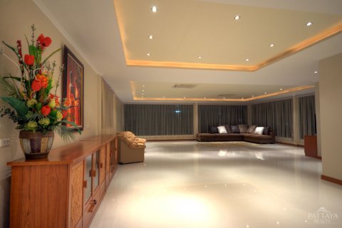 Casa de 4 dormitorios en Pattaya, Tailandia № 45497 - foto 10