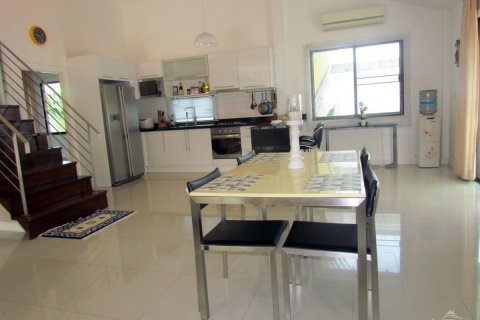 Casa de 3 dormitorios en Pattaya, Tailandia № 45432 - foto 8