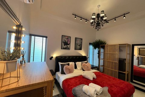 Casa de 8 dormitorios en Jomtien Beach, Pattaya, Tailandia № 45545 - foto 15