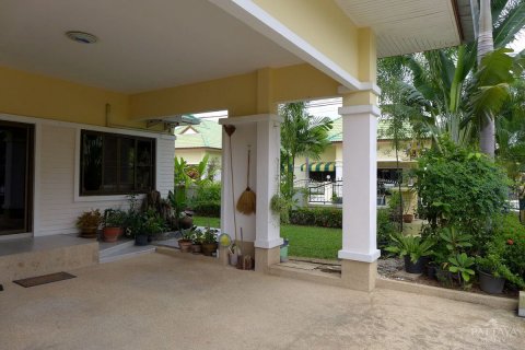 Casa de 3 dormitorios en Pattaya, Tailandia № 45468 - foto 5