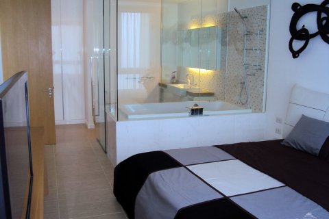 Condominio de 3 dormitorios en Pattaya, Tailandia № 45162 - foto 10