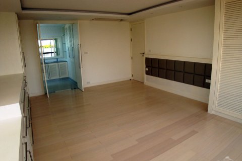 Condominio de 3 dormitorios en Jomtien Beach, Pattaya, Tailandia № 45185 - foto 7