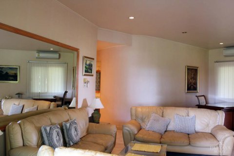 Condominio de 2 dormitorios en Pattaya, Tailandia № 45011 - foto 13
