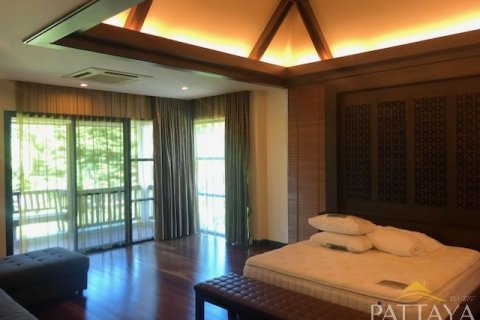 Casa de 4 dormitorios en Pattaya, Tailandia № 45471 - foto 20