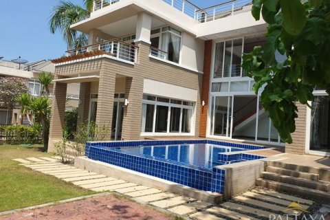 Casa de 5 dormitorios en Pattaya, Tailandia № 45522 - foto 25