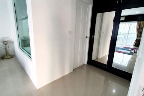 Condominio de 1 dormitorio en Pattaya, Tailandia № 45387 - foto 11