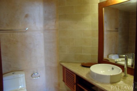 Condominio de 3 dormitorios en Pattaya, Tailandia № 45148 - foto 17