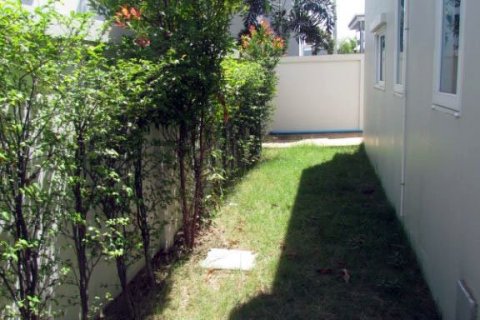 Casa de 3 dormitorios en Pattaya, Tailandia № 45462