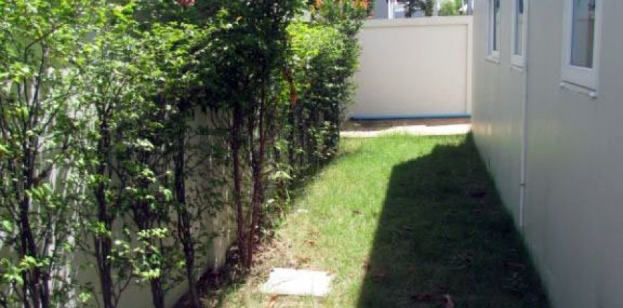 Casa de 3 dormitorios en Pattaya, Tailandia № 45462