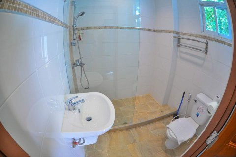 Casa de 7 dormitorios en Pattaya, Tailandia № 45488 - foto 11