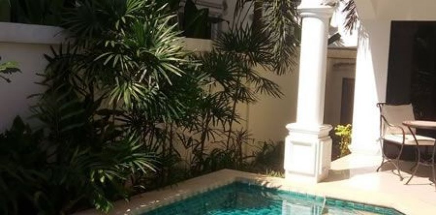 Casa de 3 dormitorios en Pattaya, Tailandia № 45477