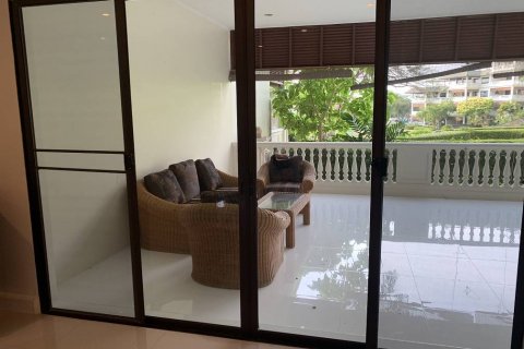 Condominio de 2 dormitorios en Pattaya, Tailandia № 45180 - foto 14