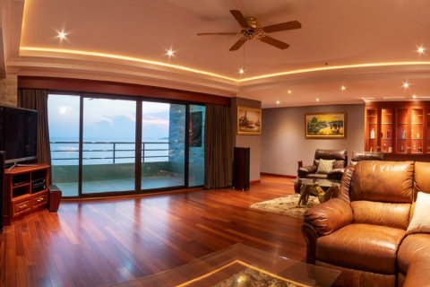 Condominio de 2 dormitorios en Jomtien Beach, Pattaya, Tailandia № 45255 - foto 16