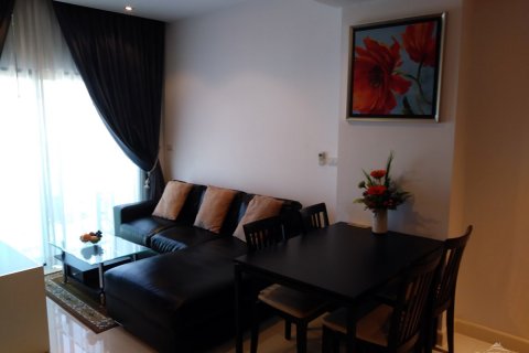 Condominio de 2 dormitorios en Pattaya, Tailandia № 45059