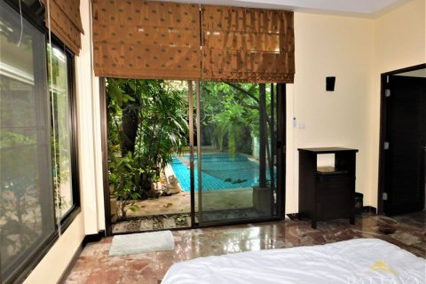 Casa de 3 dormitorios en Pattaya, Tailandia № 45476 - foto 19