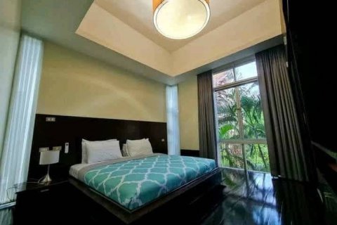Casa de 4 dormitorios en Pattaya, Tailandia № 45547 - foto 8