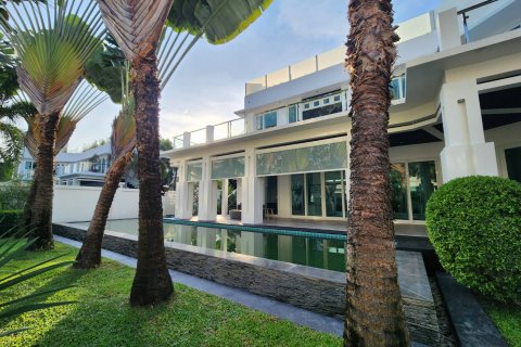 Casa de 4 dormitorios en Jomtien Beach, Pattaya, Tailandia № 20224 - foto 7
