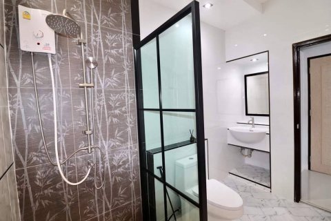 Casa de 3 dormitorios en Bang Lamung, Tailandia № 46327 - foto 24