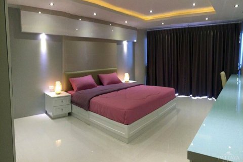 Condominio de 3 dormitorios en Pattaya, Tailandia № 45410 - foto 17