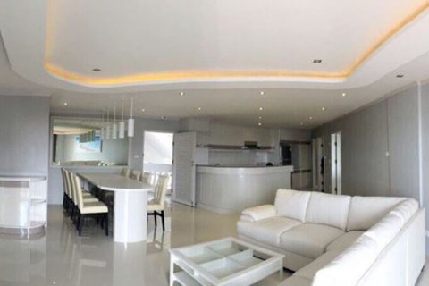 Condominio de 3 dormitorios en Pattaya, Tailandia № 45410 - foto 14