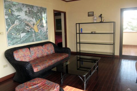 Casa de 3 dormitorios en Pattaya, Tailandia № 45549 - foto 14