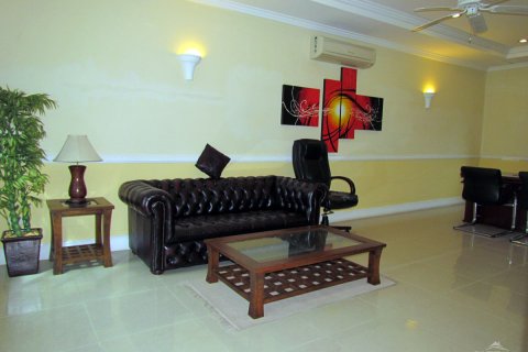 Casa de 3 dormitorios en Pattaya, Tailandia № 45435 - foto 24