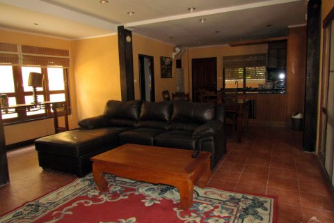 Casa de 3 dormitorios en Jomtien Beach, Pattaya, Tailandia № 45440 - foto 10