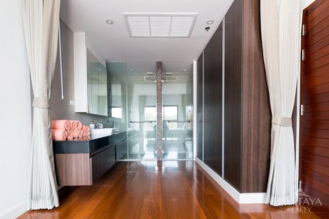 Condominio de 2 dormitorios en Pattaya, Tailandia № 45171 - foto 2