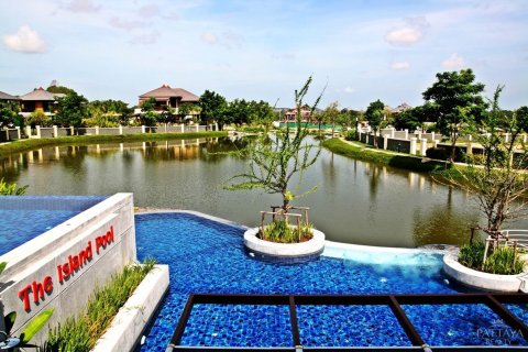 Casa de 3 dormitorios en Pattaya, Tailandia № 45511 - foto 18