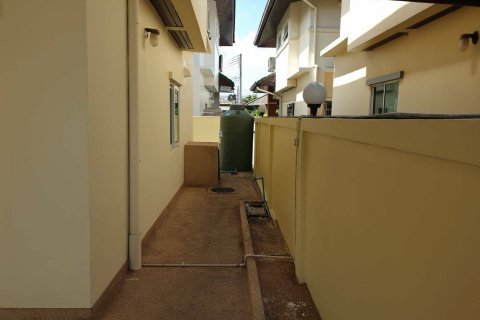 Casa de 3 dormitorios en Pattaya, Tailandia № 45484 - foto 21