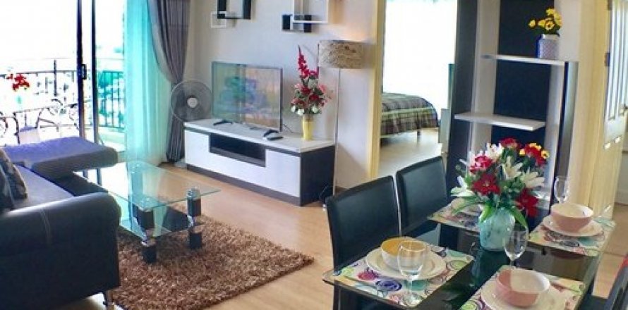 Condominio de 2 dormitorios en Pattaya, Tailandia № 45072