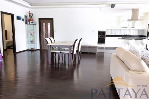 Casa de 3 dormitorios en Pattaya, Tailandia № 45499 - foto 26