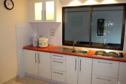 Casa de 2 dormitorios en Jomtien Beach, Pattaya, Tailandia № 45551 - foto 8