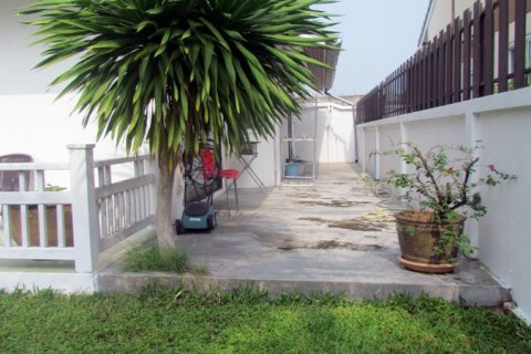 Casa de 3 dormitorios en Pattaya, Tailandia № 45432 - foto 3
