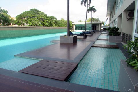 Condominio de 2 dormitorios en Jomtien Beach, Pattaya, Tailandia № 45286 - foto 22
