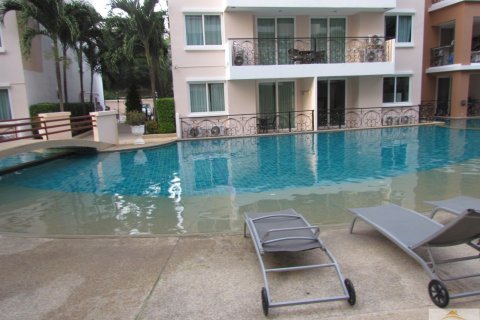 Condominio de 2 dormitorios en Jomtien Beach, Pattaya, Tailandia № 45061 - foto 20
