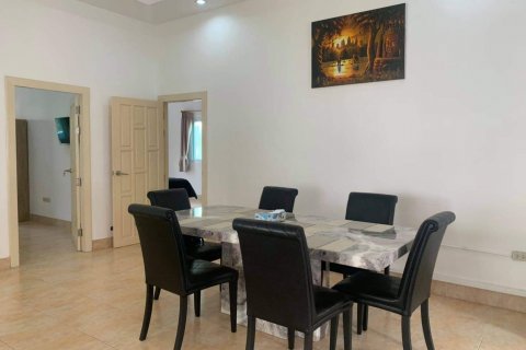 Casa de 3 dormitorios en Pattaya, Tailandia № 45540 - foto 18
